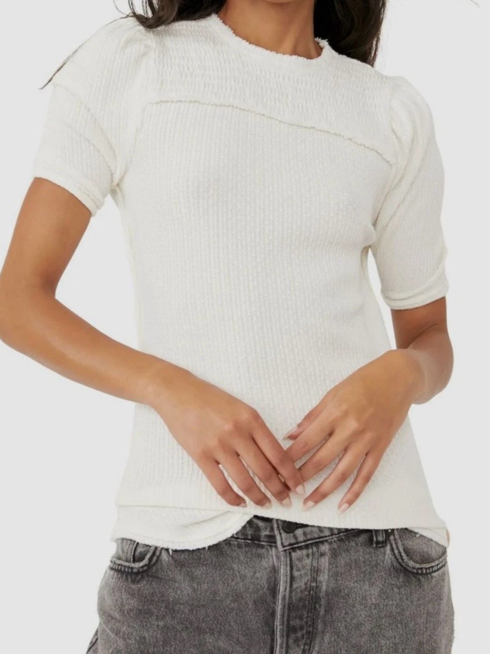 Free People Women's Ivory Care Red Delicious T-Shirt Top Size Large